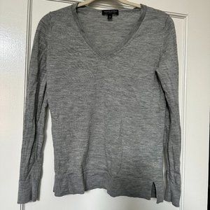 Banana Republic Grey V Neck Sweater